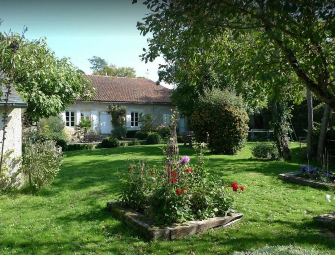 Chambre D'Hotes A Mignaloux-Beauvoir- Le Thil Exterior photo